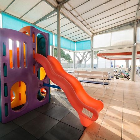 Hotel Villa Franca Lignano Sabbiadoro Dış mekan fotoğraf