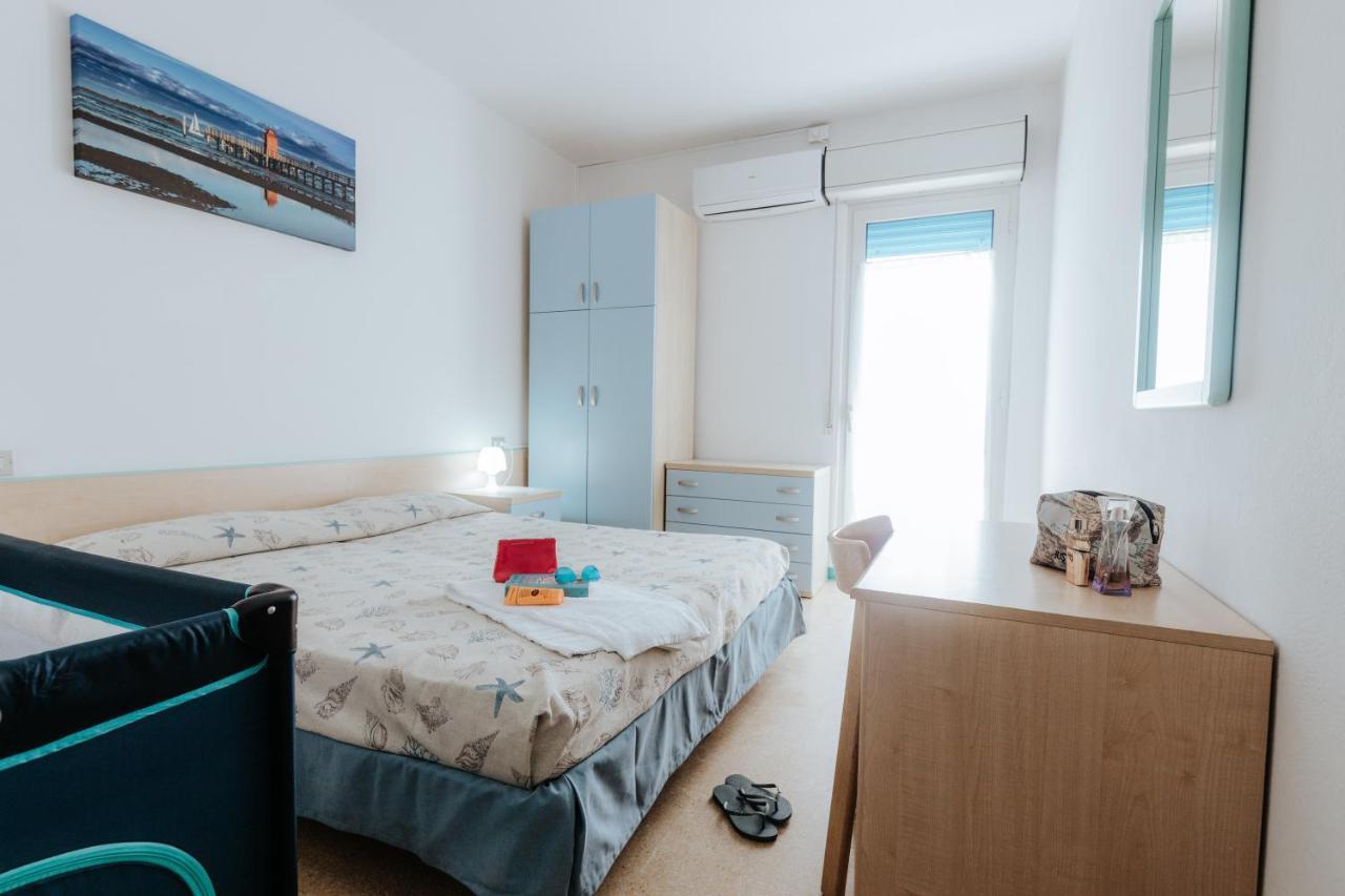 Hotel Villa Franca Lignano Sabbiadoro Dış mekan fotoğraf