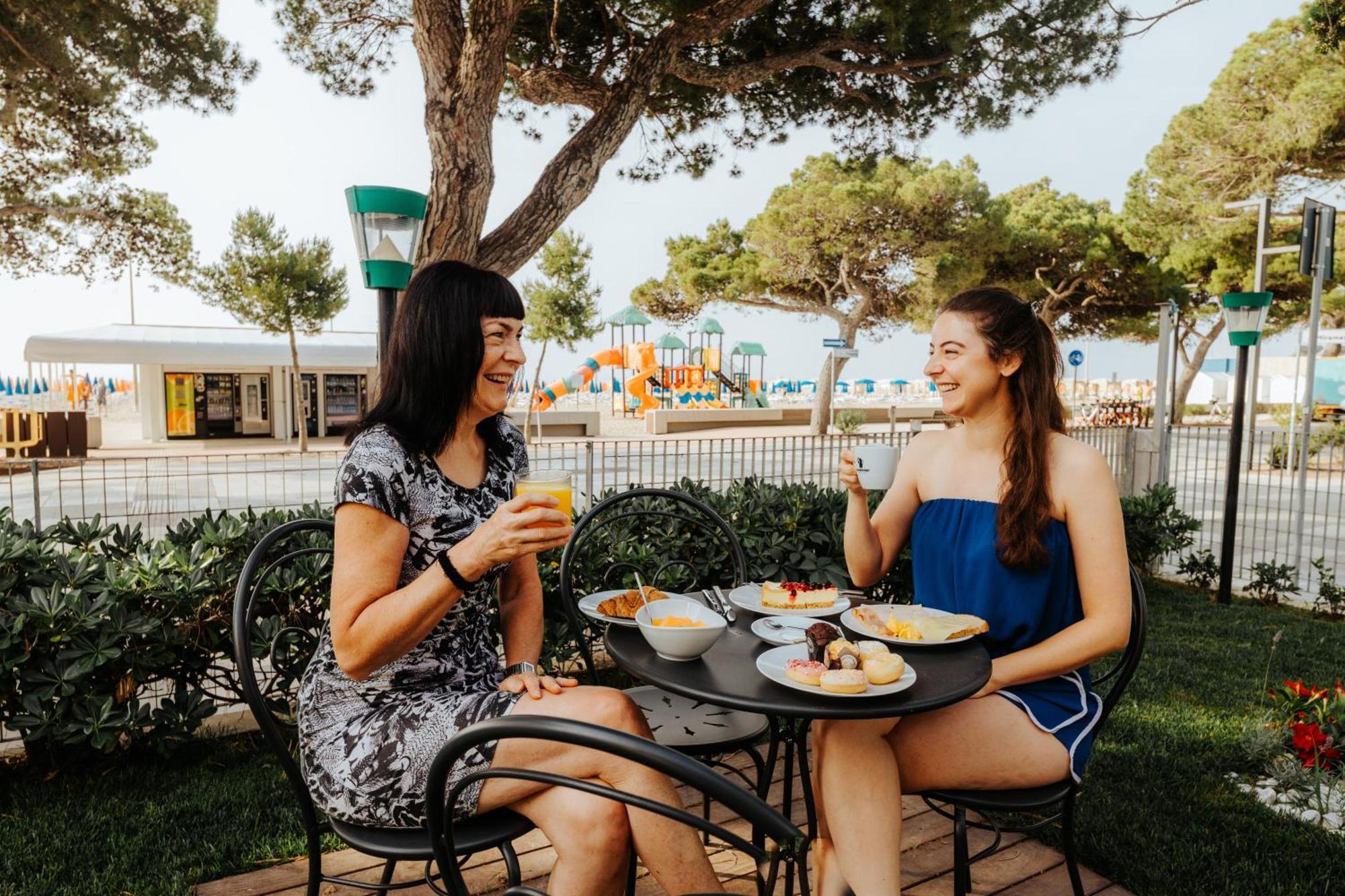 Hotel Villa Franca Lignano Sabbiadoro Dış mekan fotoğraf